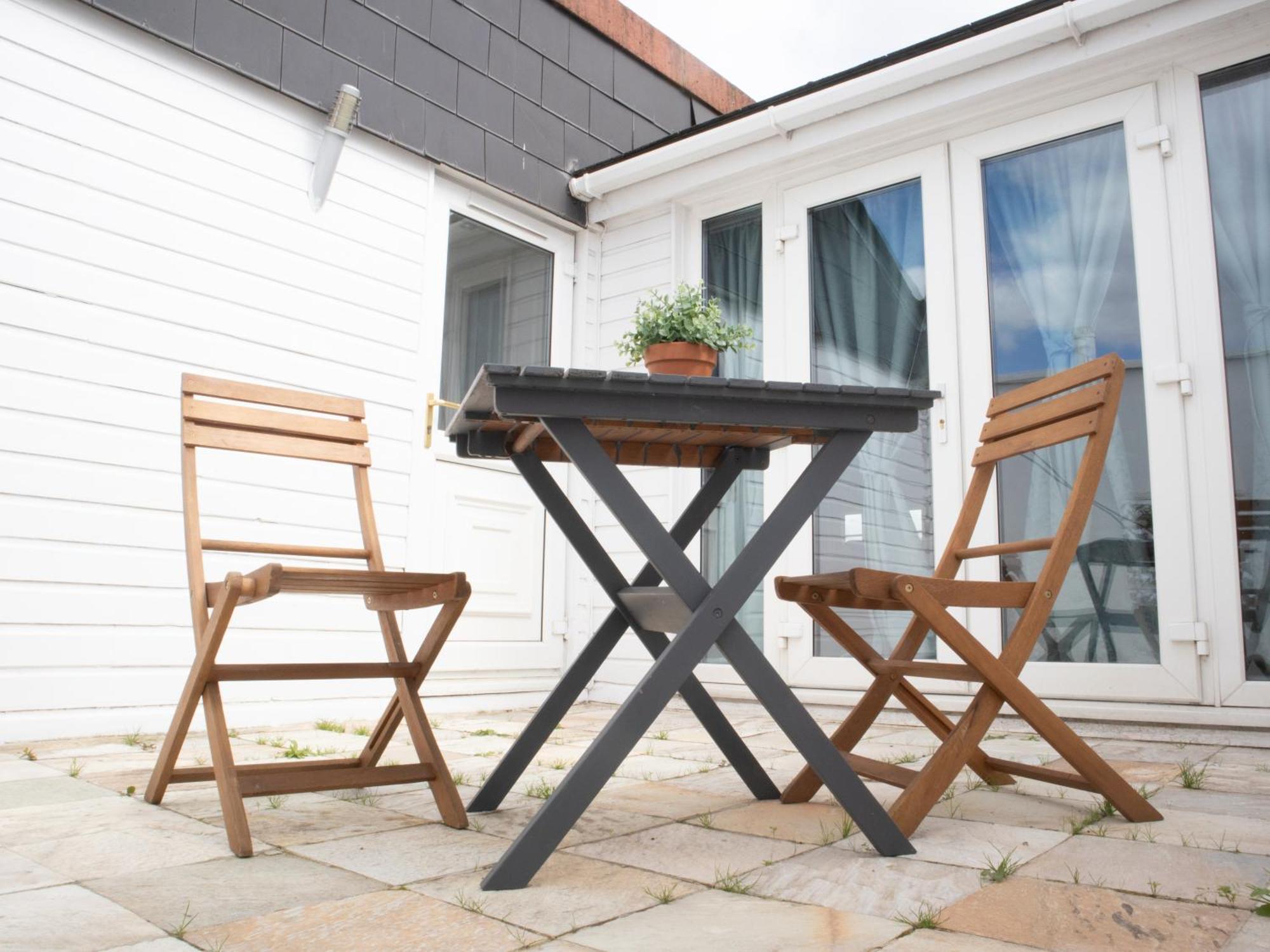 Bright Private Terrace - Free Private Parking - Tv - Wifi - Netflix Appartement Croydon Buitenkant foto